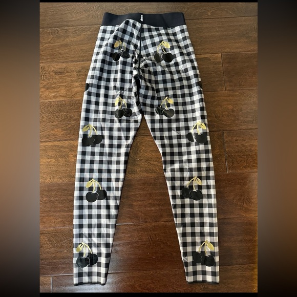 Ultracor leggings size small - Picture 2 of 6